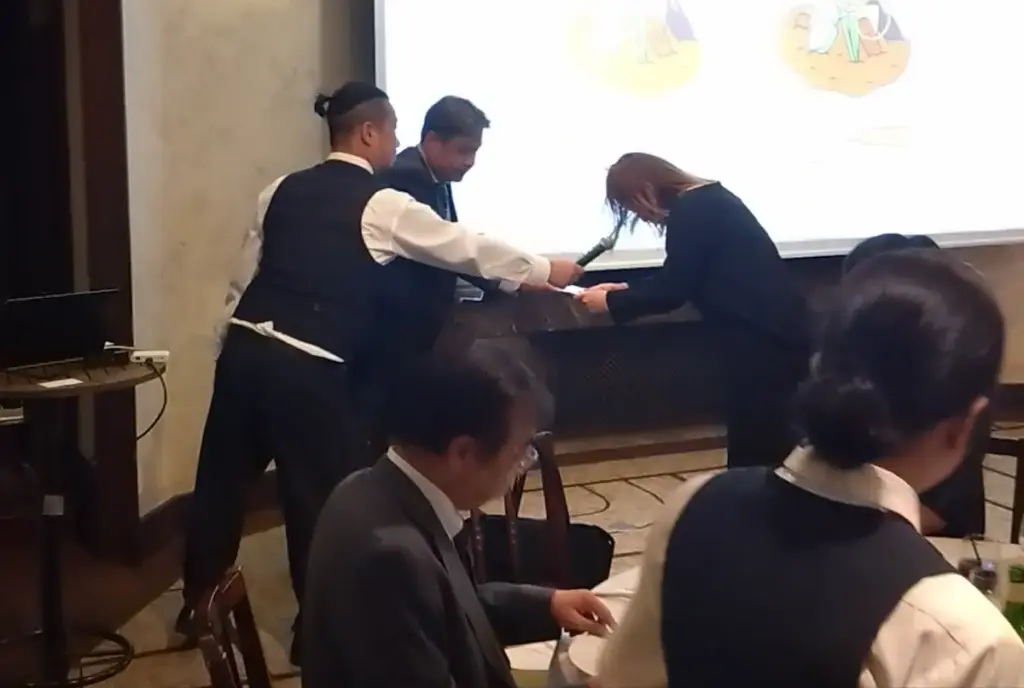 間違い探しゲーム