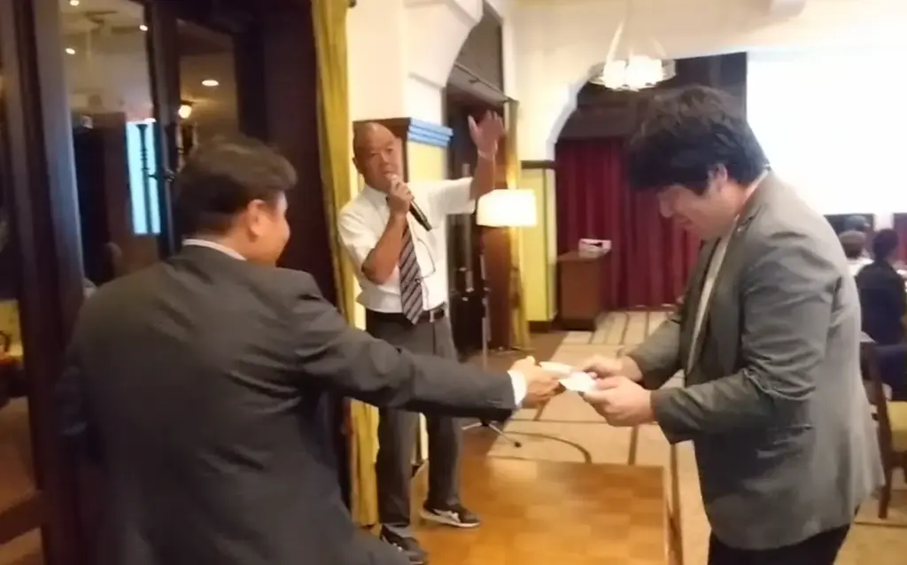間違い探しゲーム