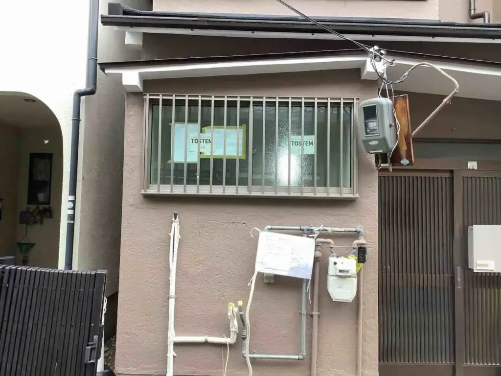 外窓①玄関横 工事後