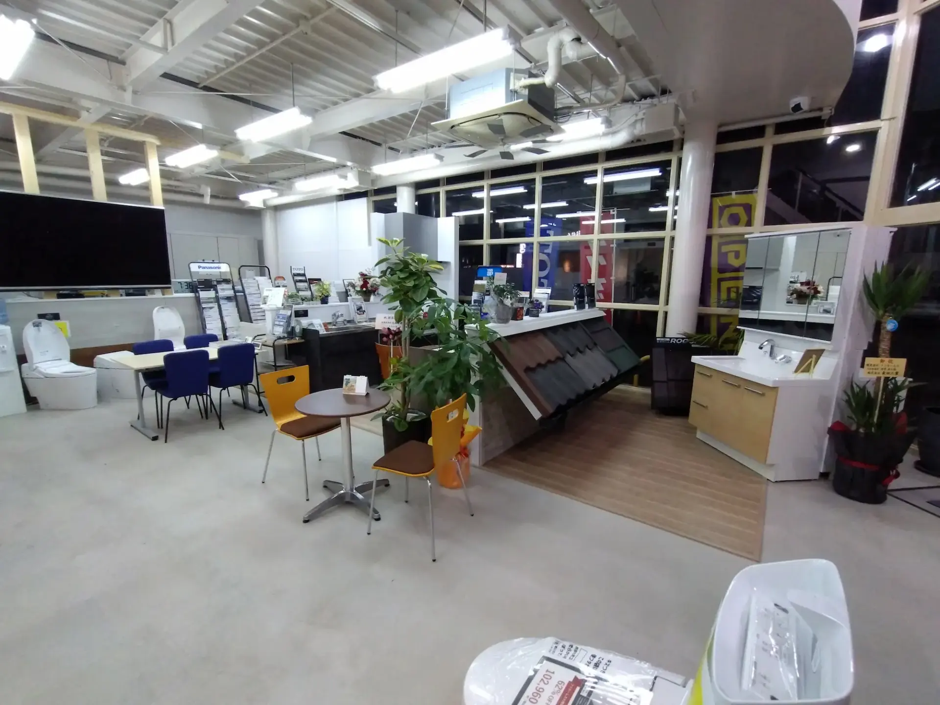 フジホームズ伏見ショールーム内観