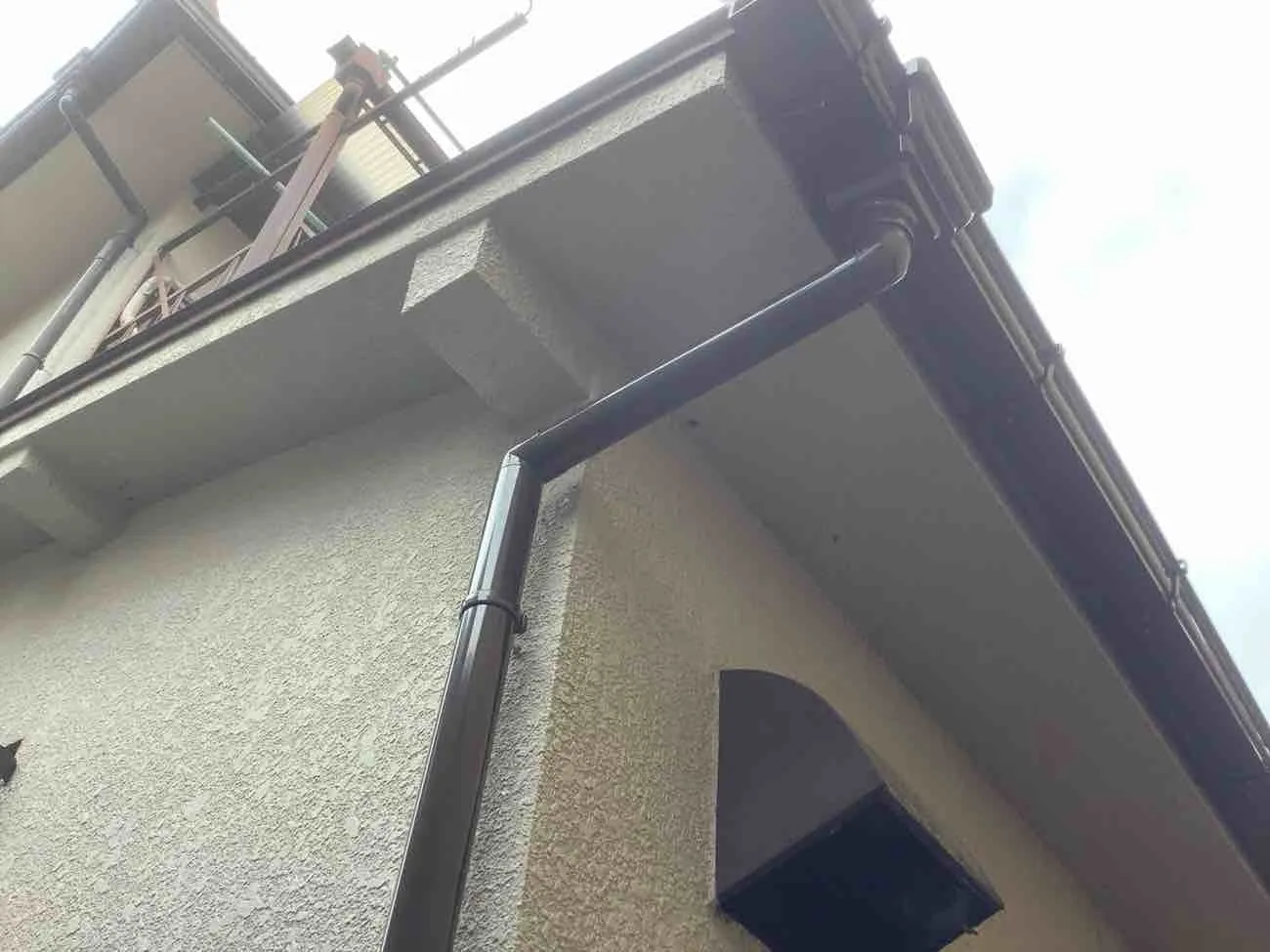 京都市伏見区で下屋根樋交換 完成