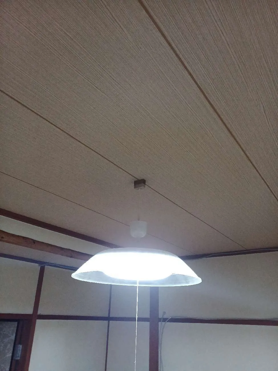 京都市伏見区で白蟻駆除工事|点検口新設|和室天井貼替|サッシ貼替|勝手口ドアノブ交換 工事後