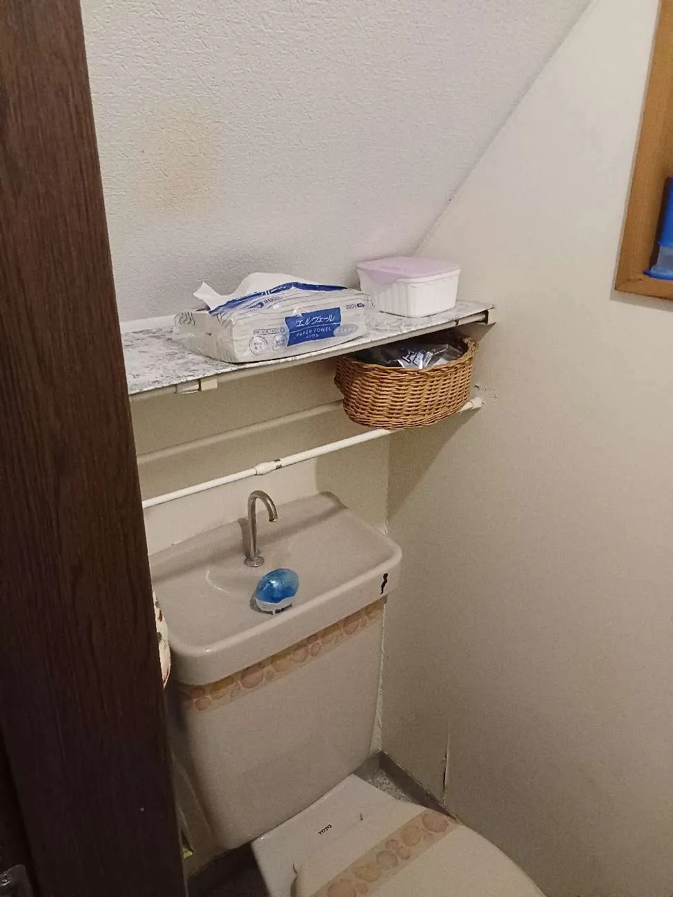 京都市山科区でトイレ・洗面所リフォーム　工事前