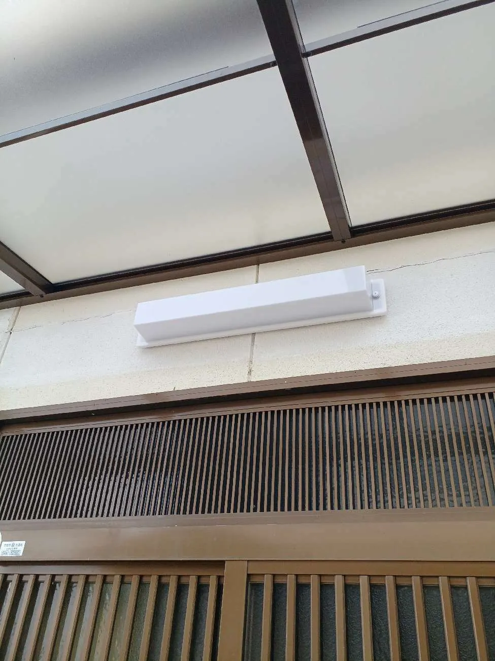 京都市左京区で玄関前リフォーム(土間|マス|ポーチ屋根|テラス|照明|ポーチ撤去) 工事後