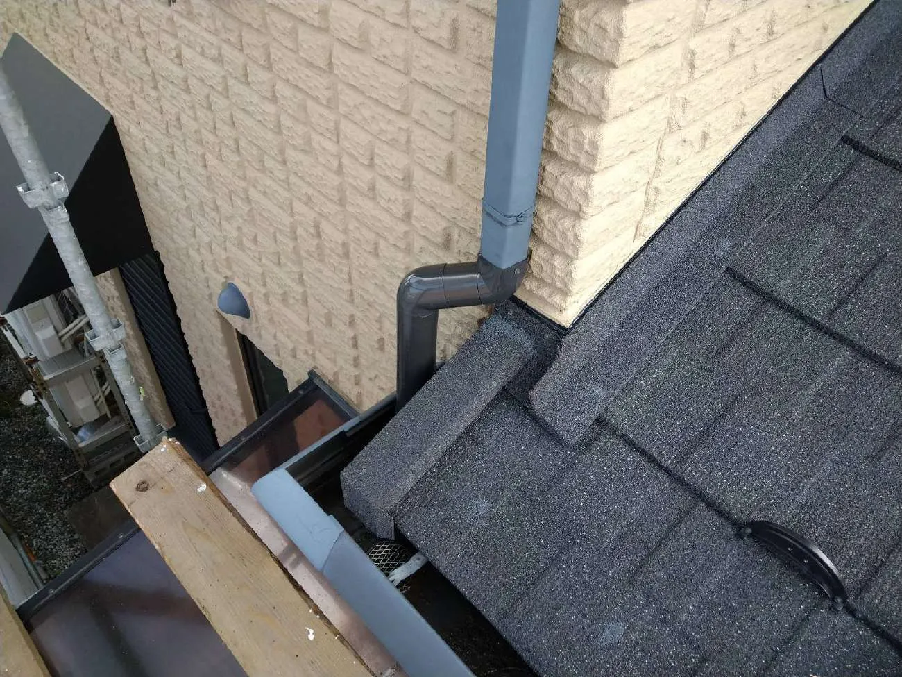 滋賀県近江八幡市で屋根リフォーム　工事後