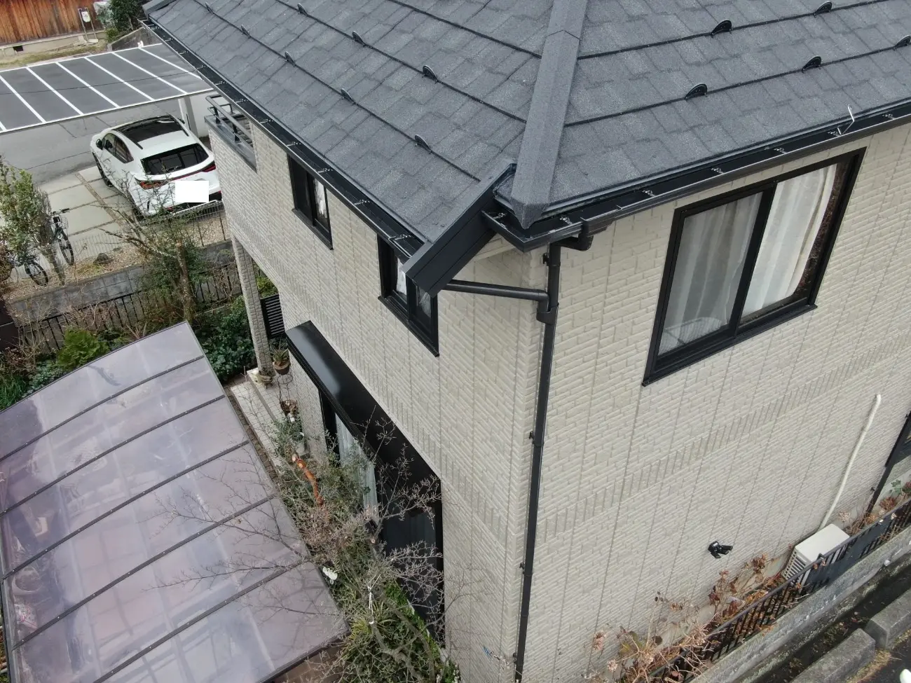 滋賀県大津市で屋根葺替・樋取替・太陽光脱着 完成