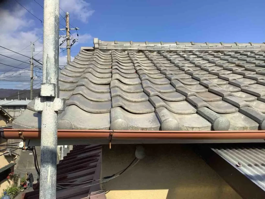 京都市山科区で屋根葺替･外壁塗装浴室･キッチン･トイレ･洗面台･給湯器等リフォーム　工事前