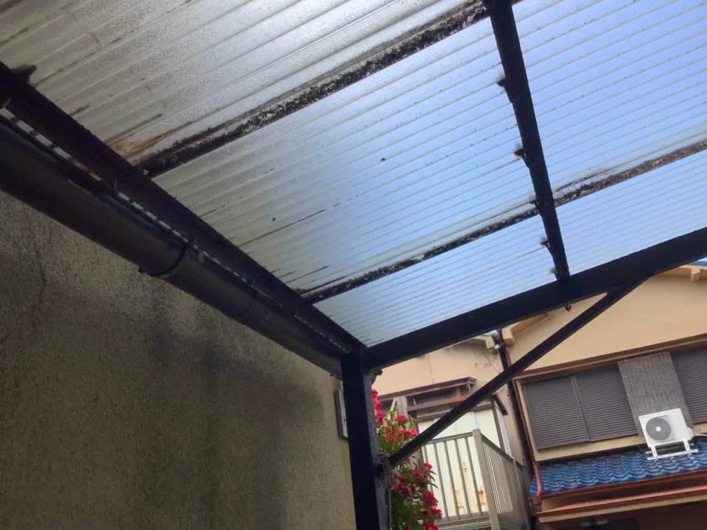 京都市山科区で屋根葺替･外壁塗装浴室･キッチン･トイレ･洗面台･給湯器等リフォーム　工事前