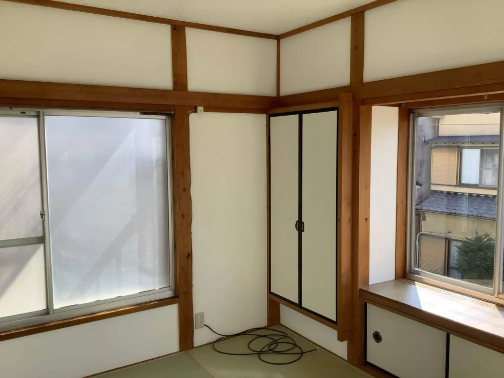 京都市山科区で屋根葺替･外壁塗装浴室･キッチン･トイレ･洗面台･給湯器等リフォーム　完成